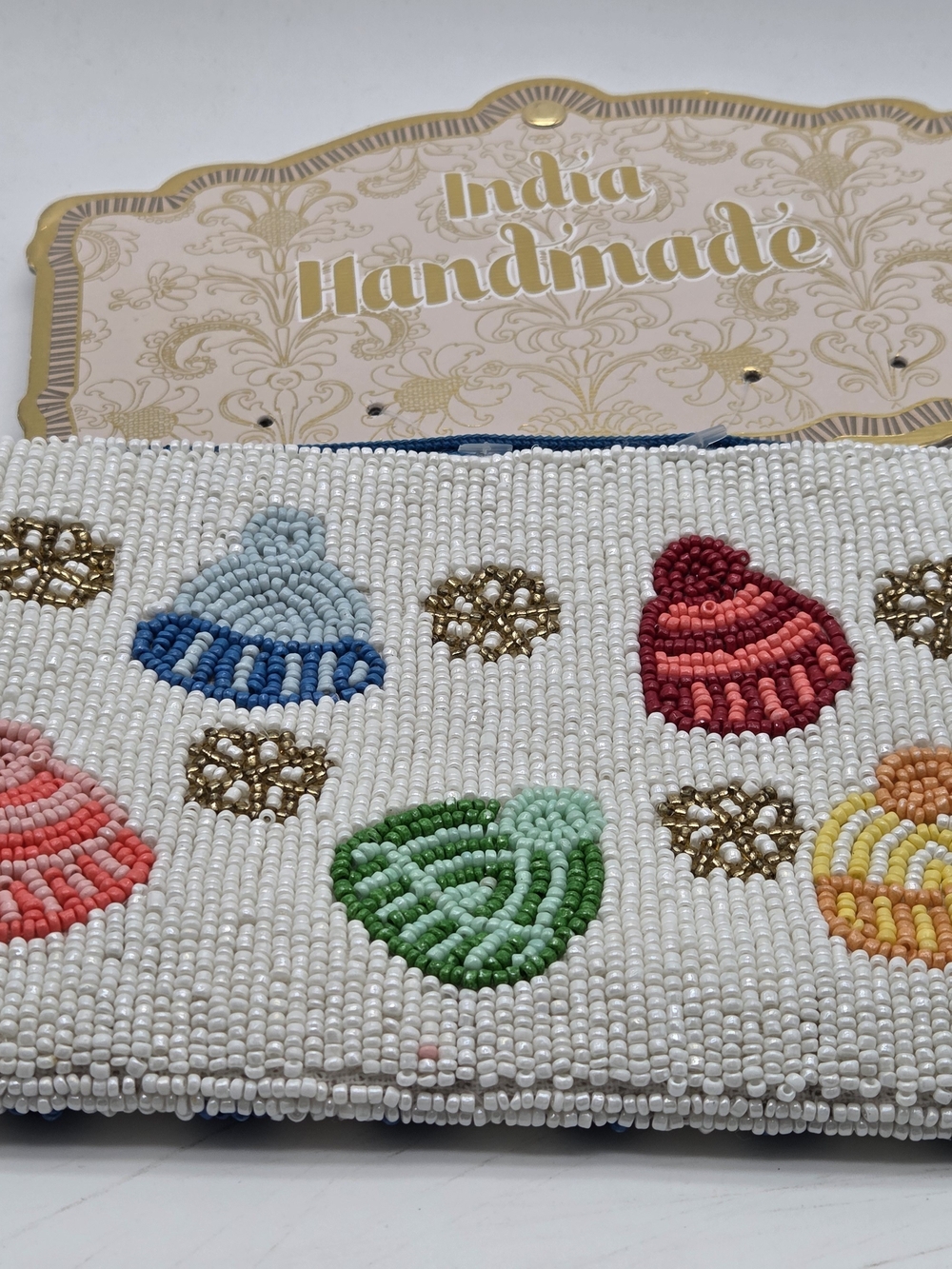 India Handmade Beaded Coin Purse Winter Hat Snowflake Zip Pouch Keychain NWT